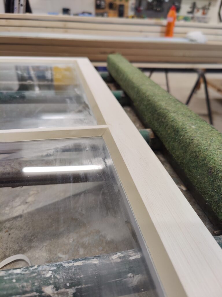 Omkittning åre glas linoljekitt