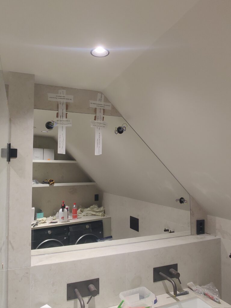 spegel badrum åre glasmästare